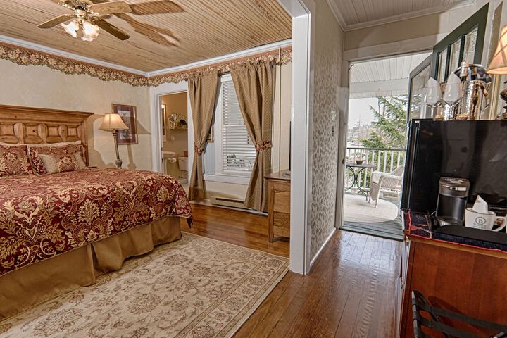 Broad River Inn