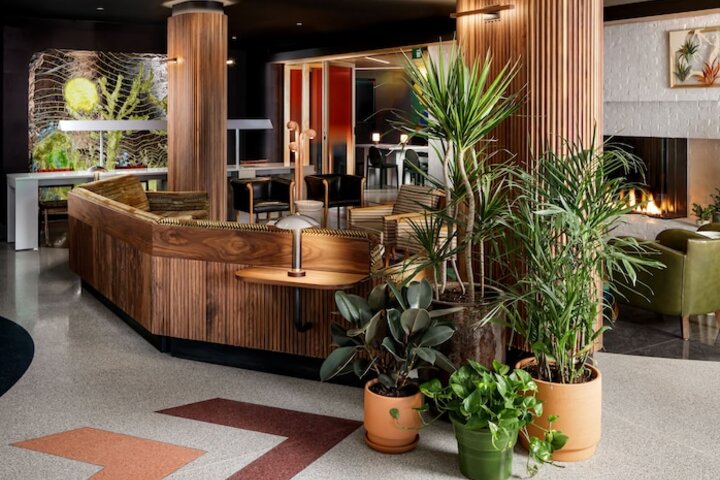 Hotel Interior 11 of 64