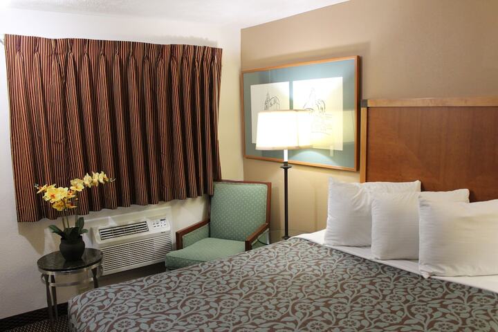 Room 39 of 85