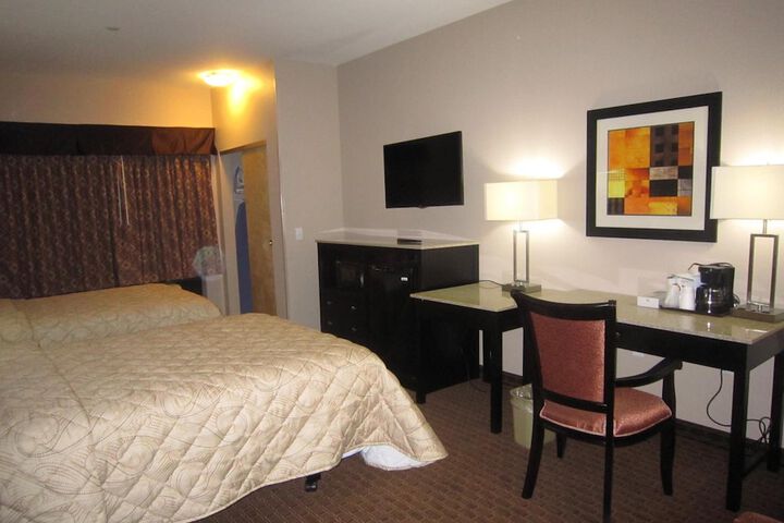 Room 33 of 49