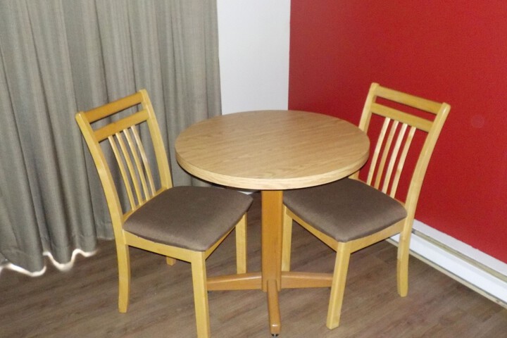 Room 10 of 43