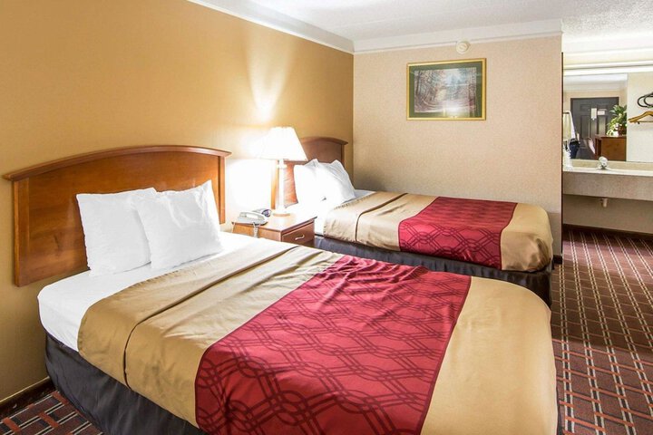 Room 13 of 20