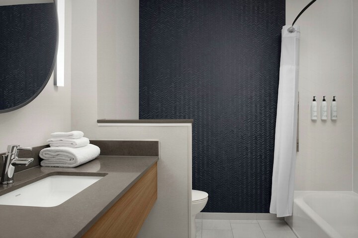 Fairfield by Marriott Inn & Suites Portland Newberg