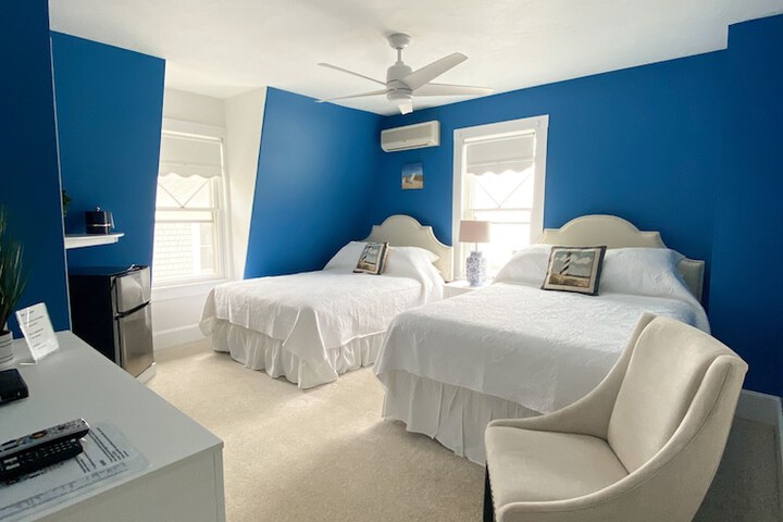 Room 45 of 468