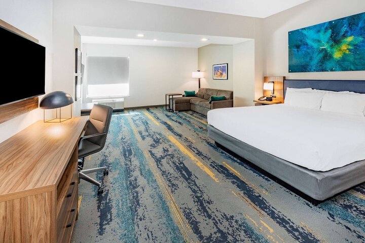 La Quinta Inn & Suites by Wyndham Texas City I 45