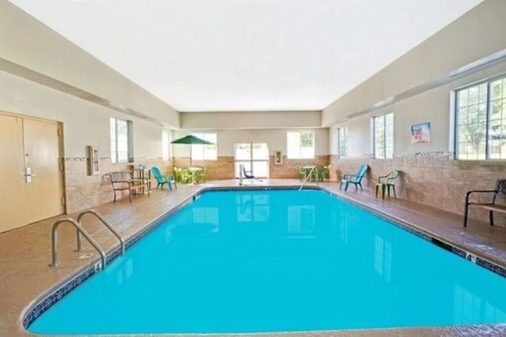 Pool 2 of 16