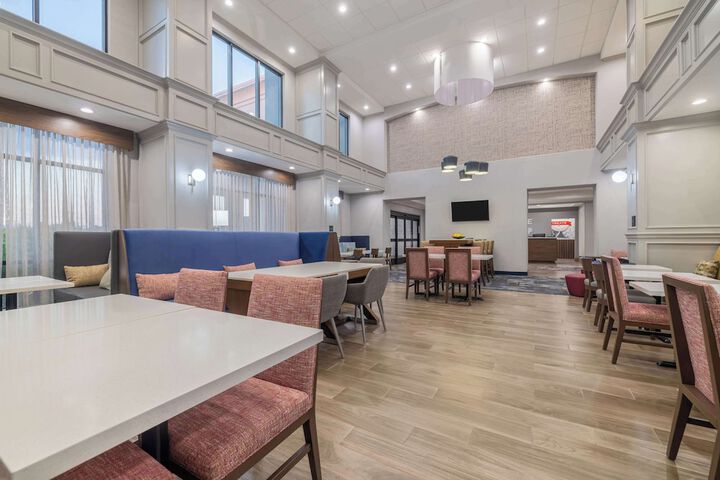 Hampton Inn & Suites Brenham