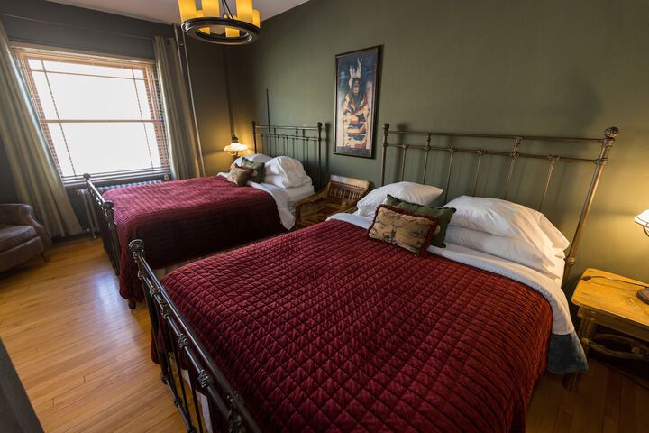 Room 42 of 69