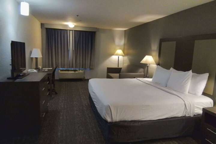 Room 19 of 28