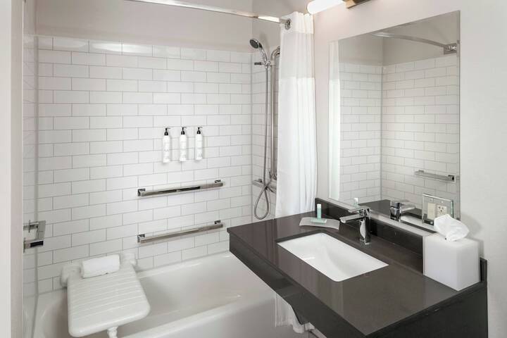 Fairfield Inn and Suites by Marriott Anchorage