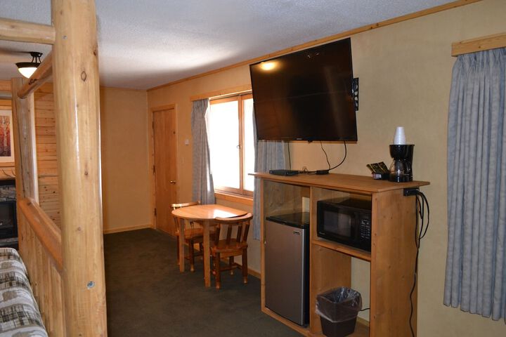 Room 15 of 23