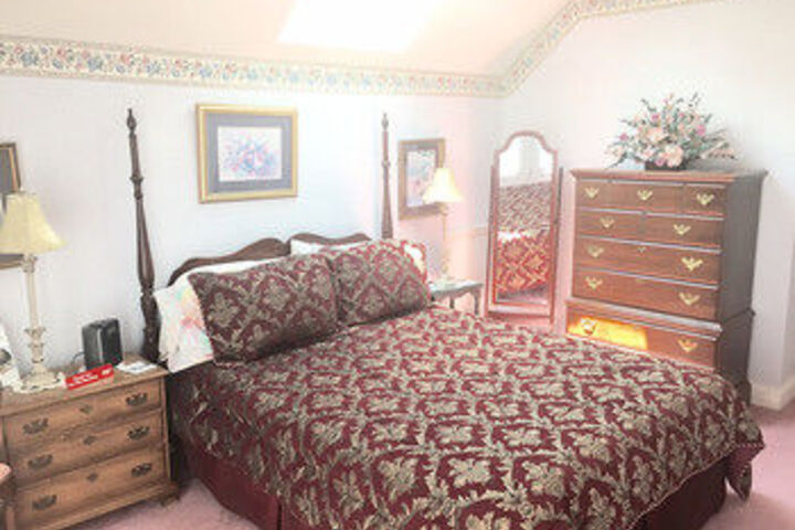 Earlystown Manor Bed & Breakfast