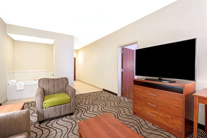 Room 26 of 30
