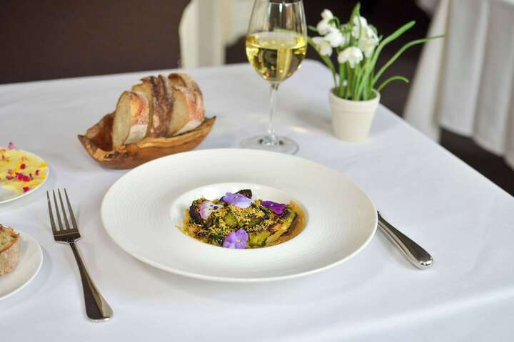 Dining 96 of 117