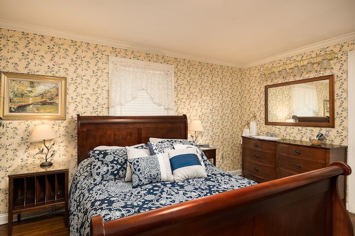 Room 12 of 62