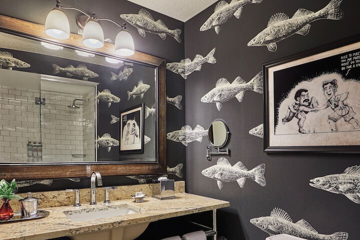 Room 25 of 61
