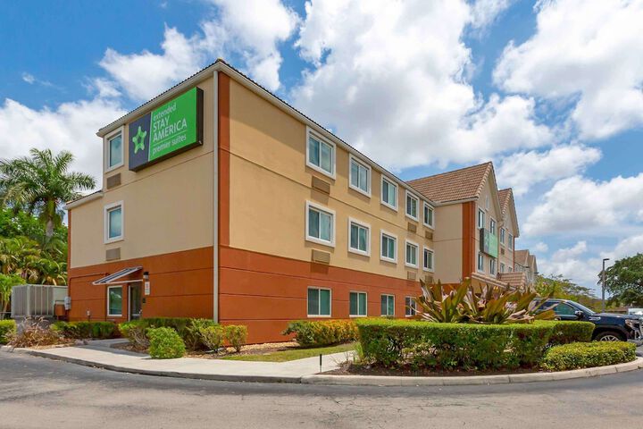 Hotel 2 of 43