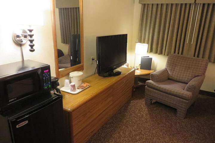 AmericInn by Wyndham Forest Lake