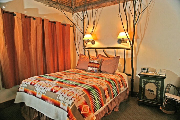 Room 26 of 35