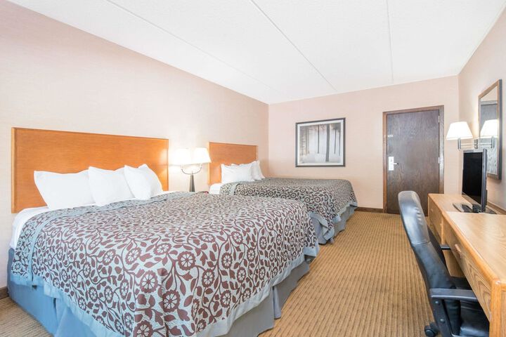 Room 11 of 23