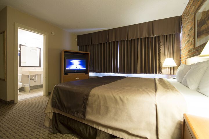Room 22 of 34