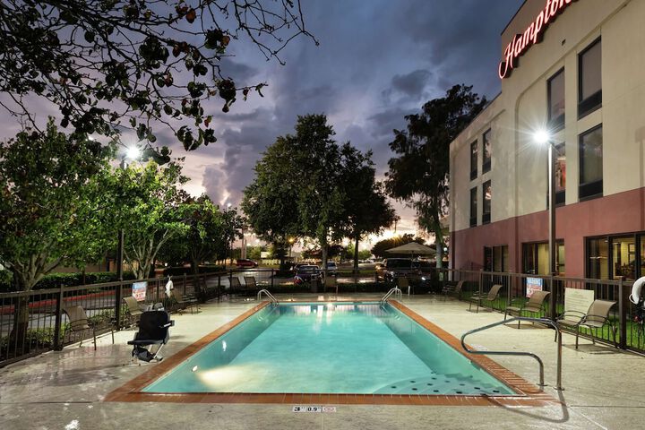 Pool 6 of 41