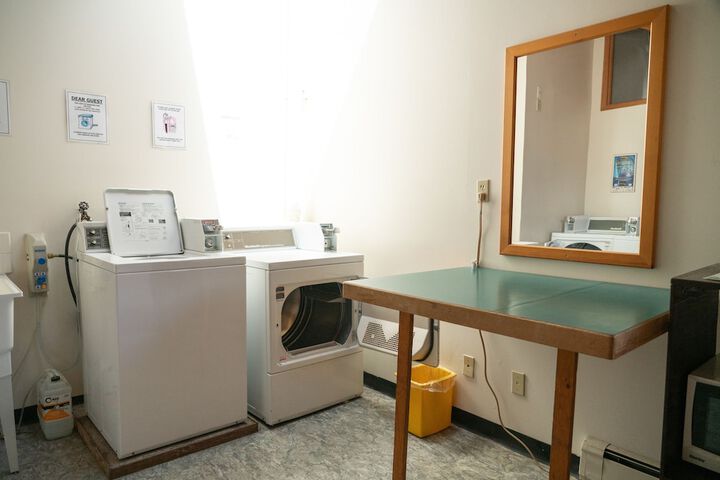 Room 37 of 105