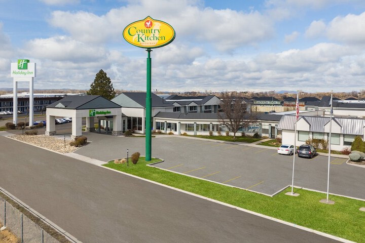 Holiday Inn Ontario by IHG