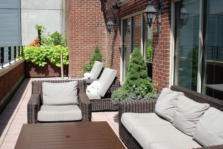 Terrace/Patio 122 of 125