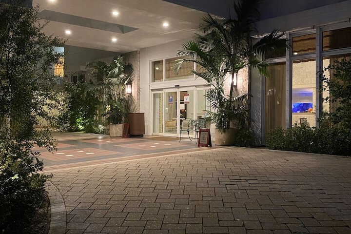 Lago Mar Beach Resort & Club