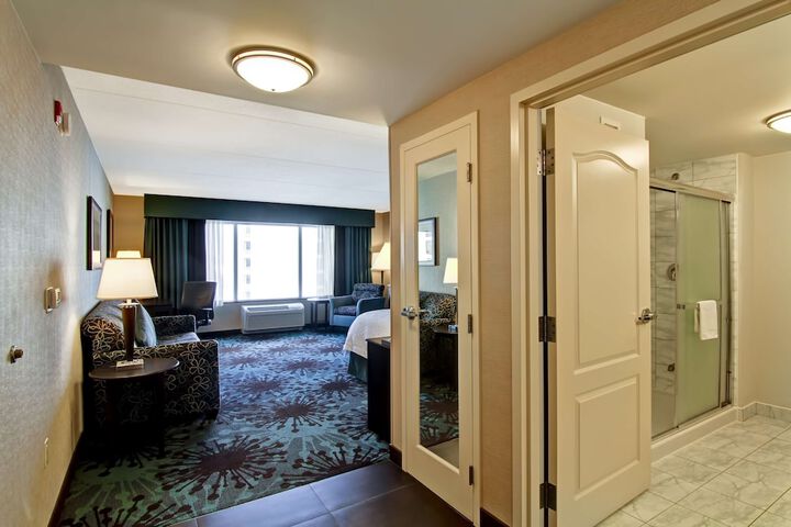Room 43 of 78