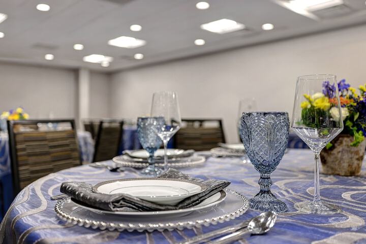 Ballroom/Hall 59 of 70