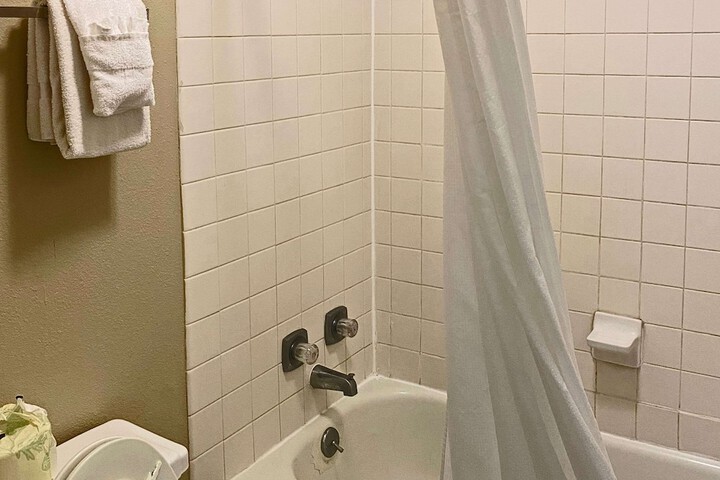 Room 31 of 50
