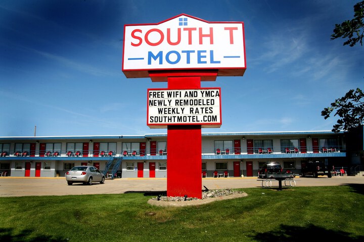 South T Motel