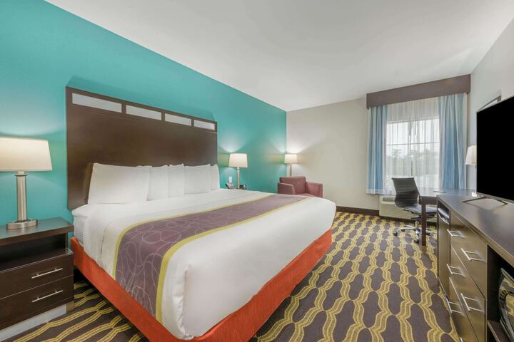 Room 16 of 27