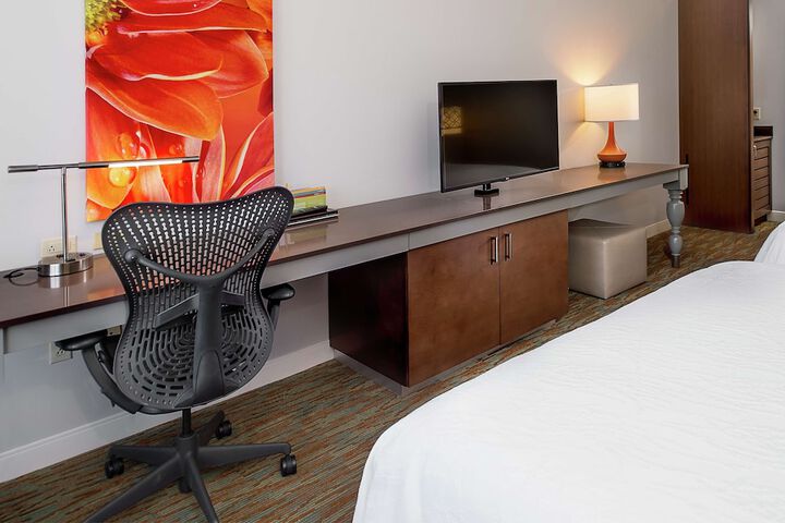 Room 26 of 38