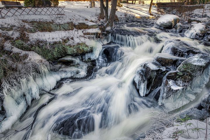 Rockwell Falls Inn and Wine Bar