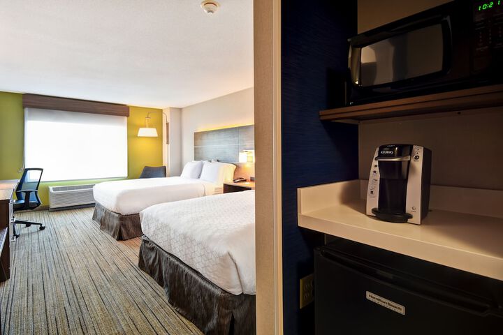 Holiday Inn Express Newport North - Middletown by IHG