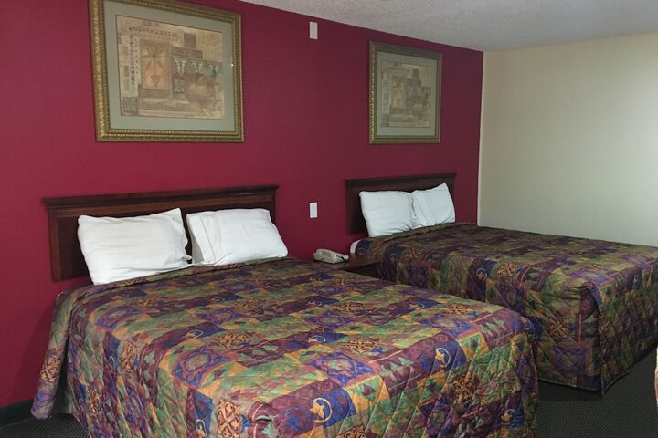Room 18 of 29