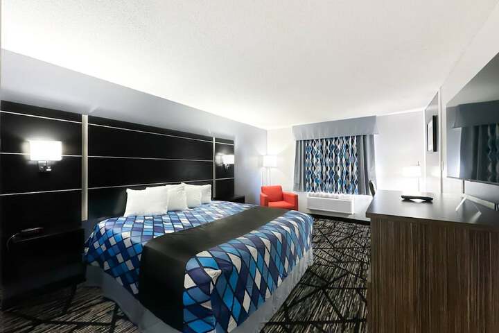 Room 12 of 35