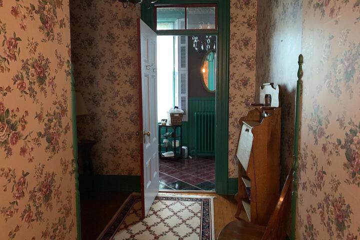 Room 16 of 47