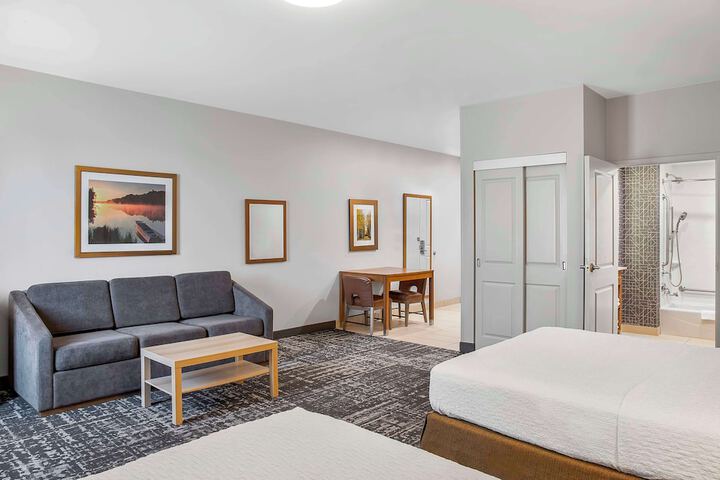 Room 27 of 41