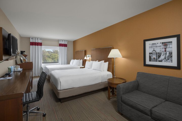 Room 18 of 41