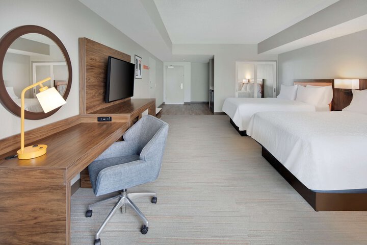 Room 28 of 70
