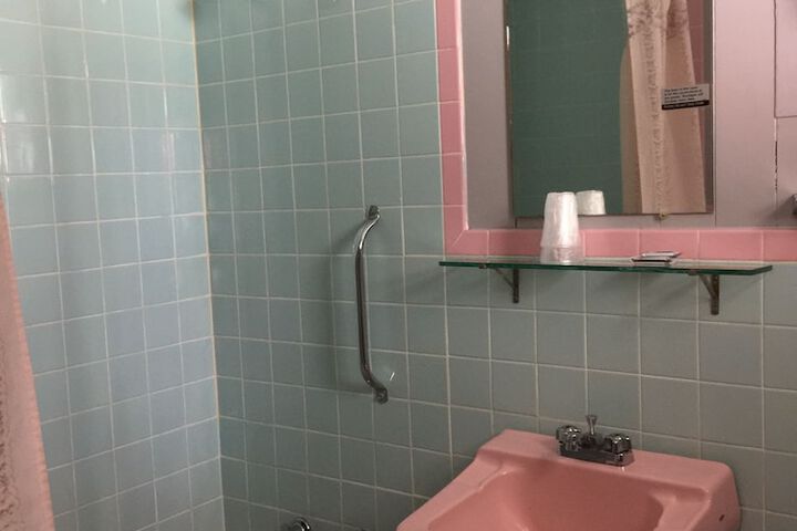 Room 12 of 48