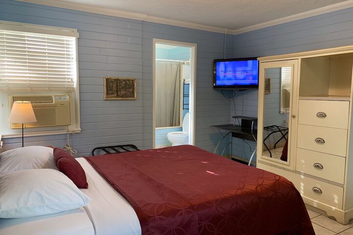 Room 71 of 79