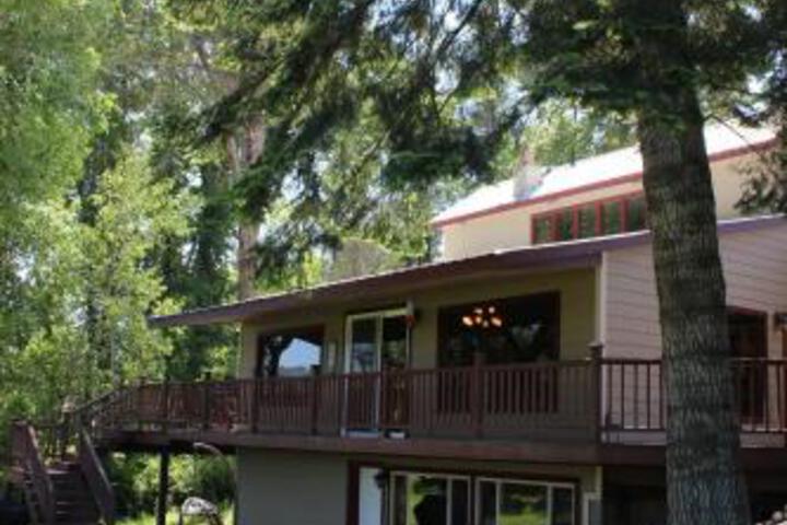Pennys Place on the River