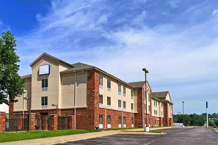 Spark by Hilton Catoosa Tulsa