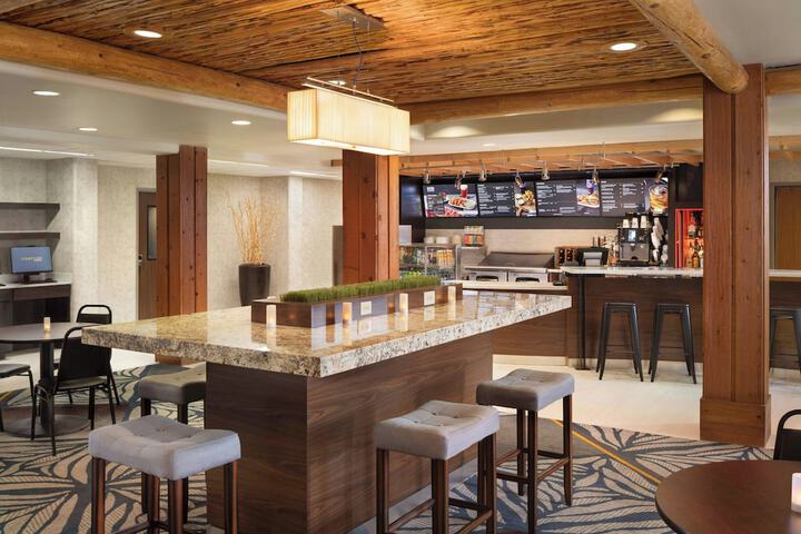 Courtyard by Marriott Farmington
