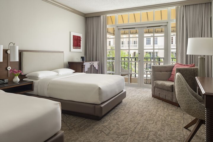 Room 35 of 104